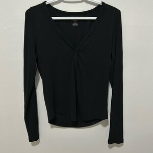 Black Large AE Long Sleeve Henley Shirt